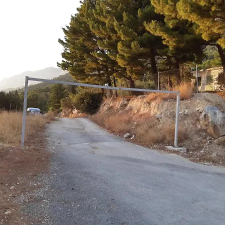 Apartament Peace And Quiet In Brela, Croatia