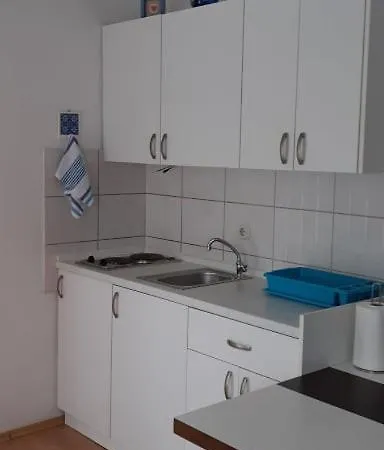 Peace And Quiet In Brela, Croatia Apartment Brela